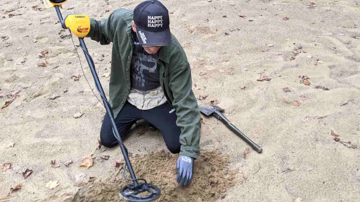 8 Best Beaches to Metal Detect in South Carolina Metal Detecting Tips