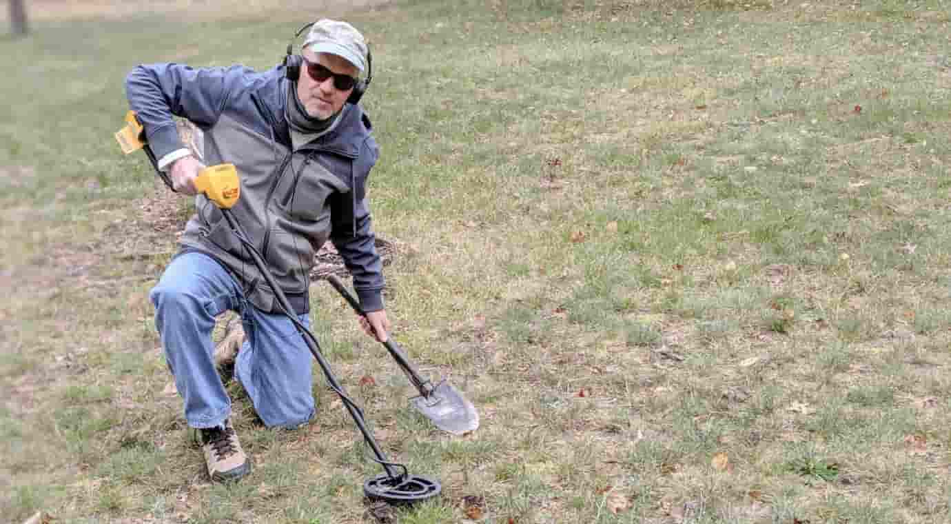 Can you Metal Detect on BLM Land and Stay Legal? Metal Detecting Tips
