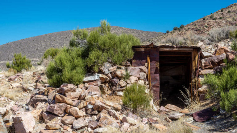 17 Best Ghost Towns in Oklahoma (Maps, Stories, and More) - Metal ...